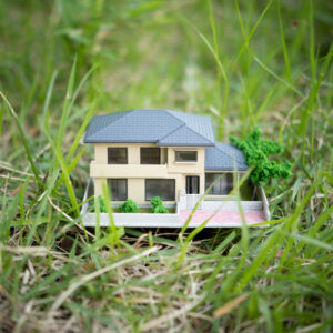 親子で共有名義不動産を所有している際、親が死亡した場合はどうなる?