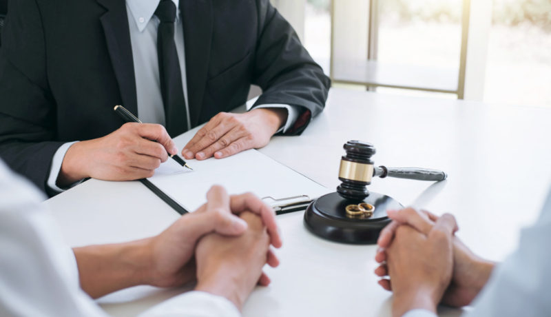 離婚時に財産分与をしないで済む方法はある？法的取り決めや交渉手段について解説