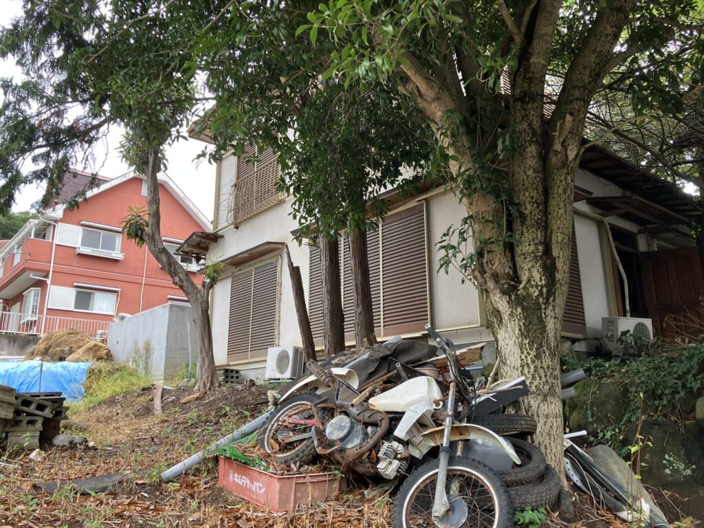 空き家に不法投棄リスクも